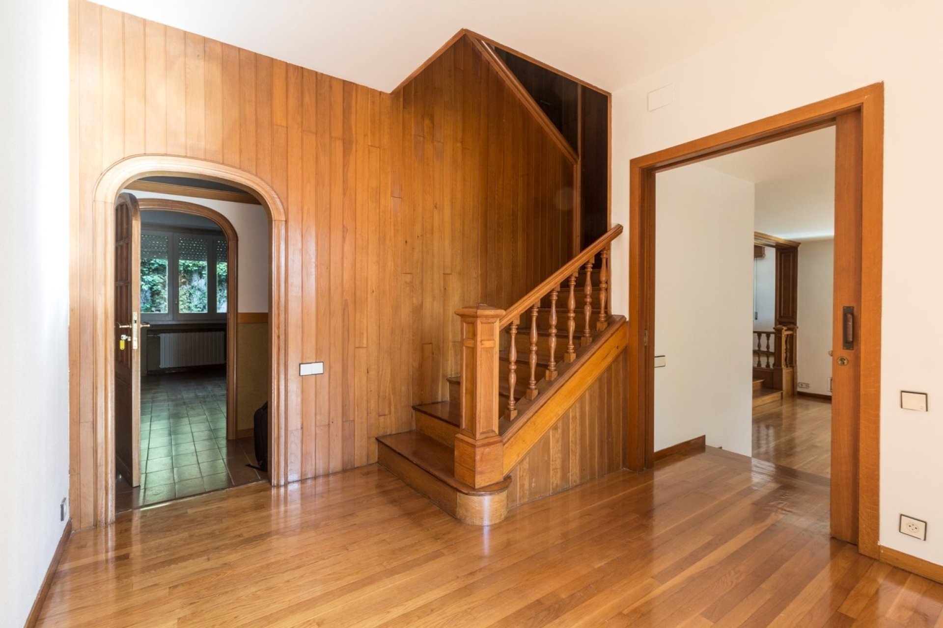 Resale - Villa - Zona Alta