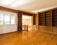 Resale - Villa - Zona Alta