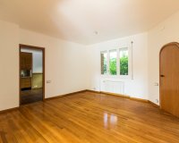 Resale - Villa - Zona Alta