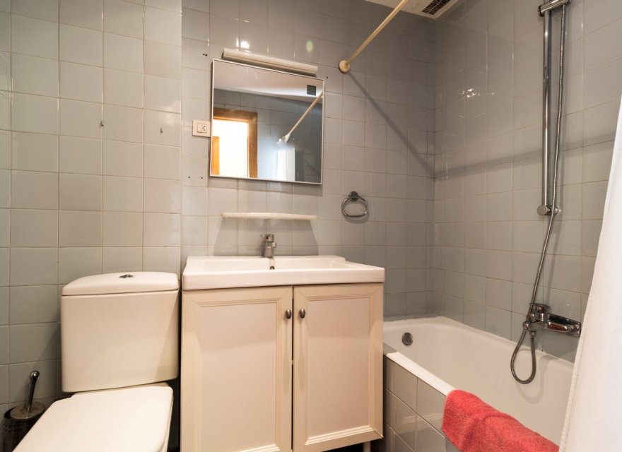 Resale - Villa - Zona Alta