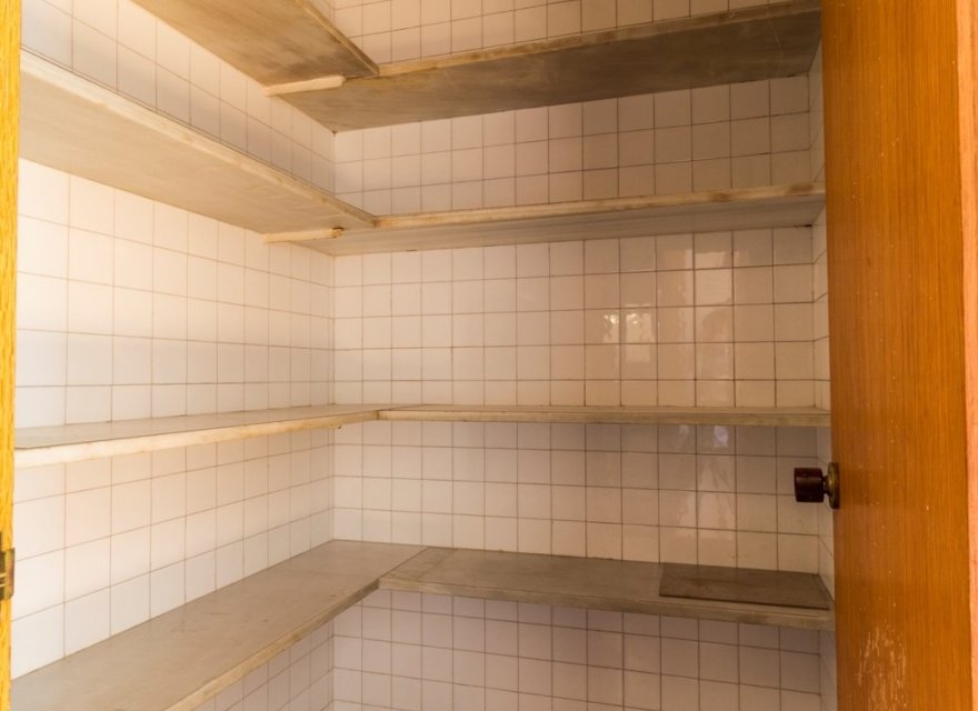 Resale - Villa - Zona Alta