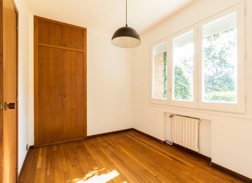 Resale - Villa - Zona Alta