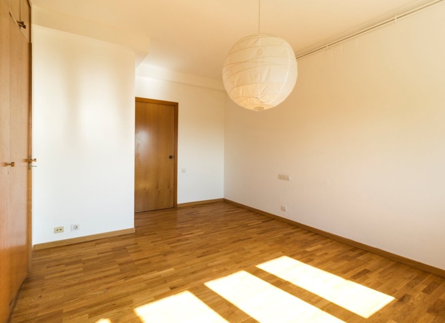 Resale - Villa - Zona Alta