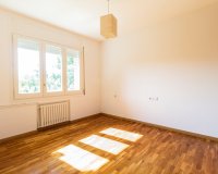 Resale - Villa - Zona Alta