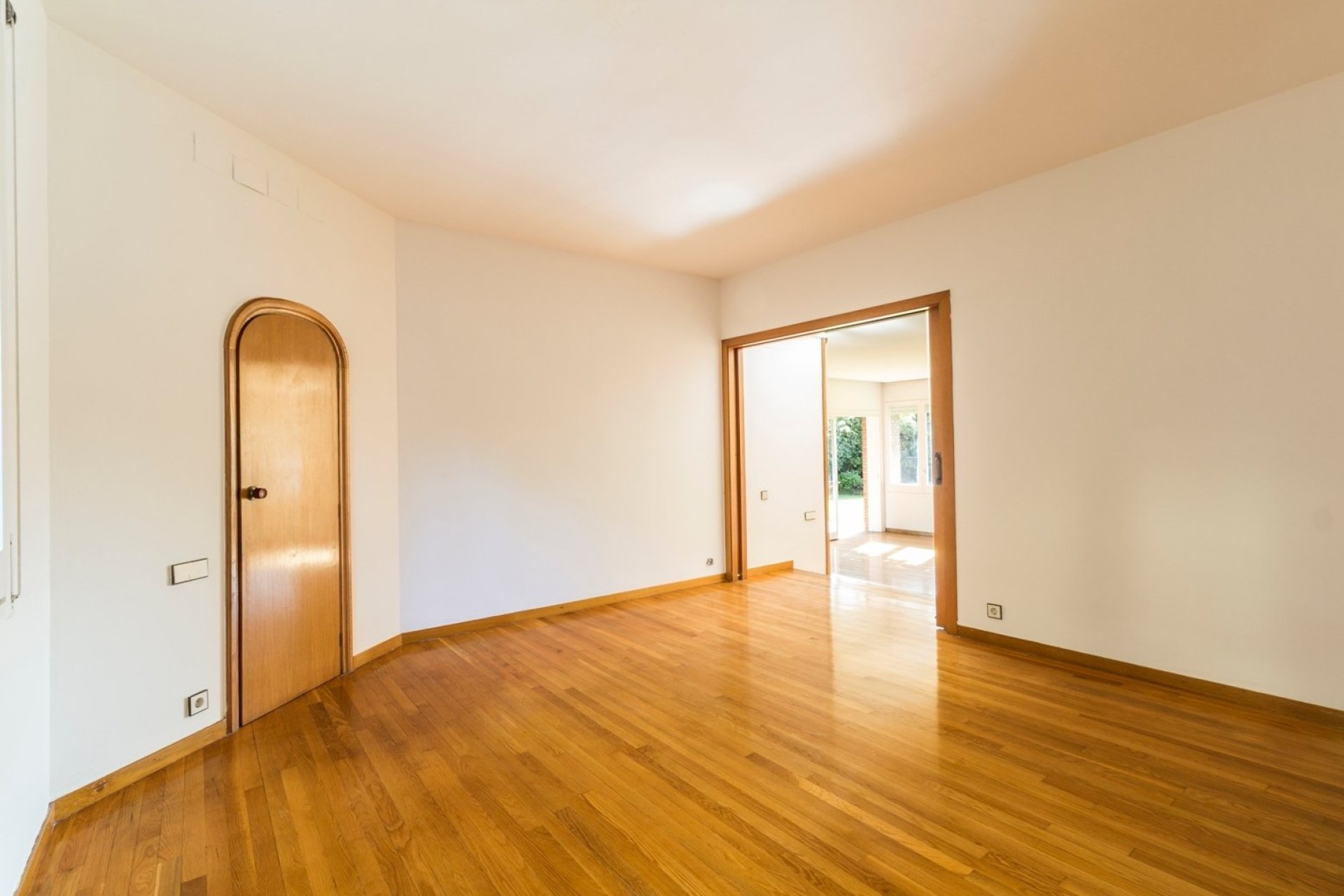 Resale - Villa - Zona Alta