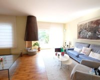 Resale - Villa - Zona Alta