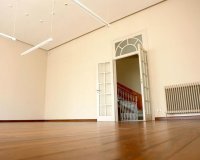 Resale - Villa - Zona Alta