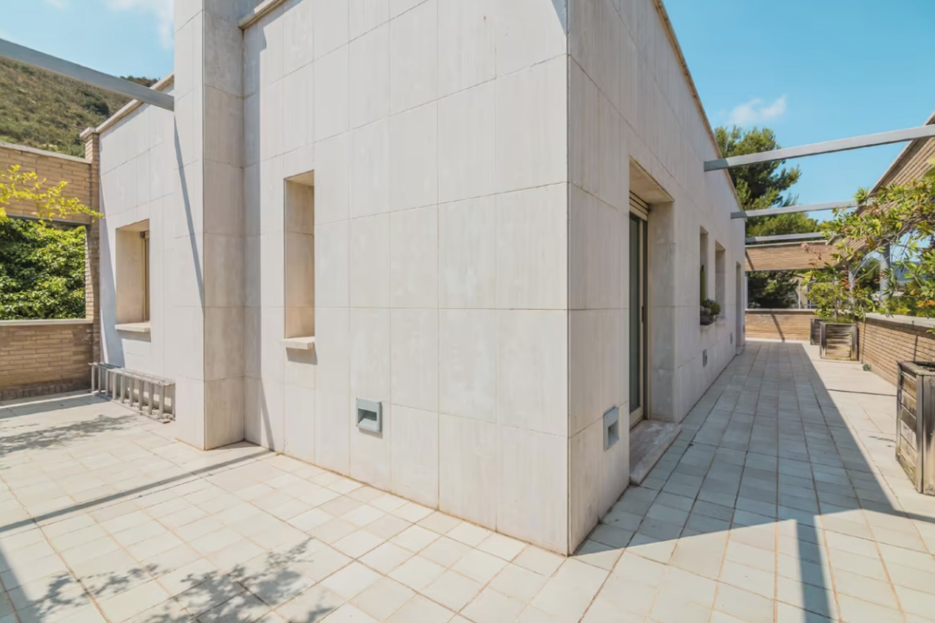 Resale - Villa - Zona Alta