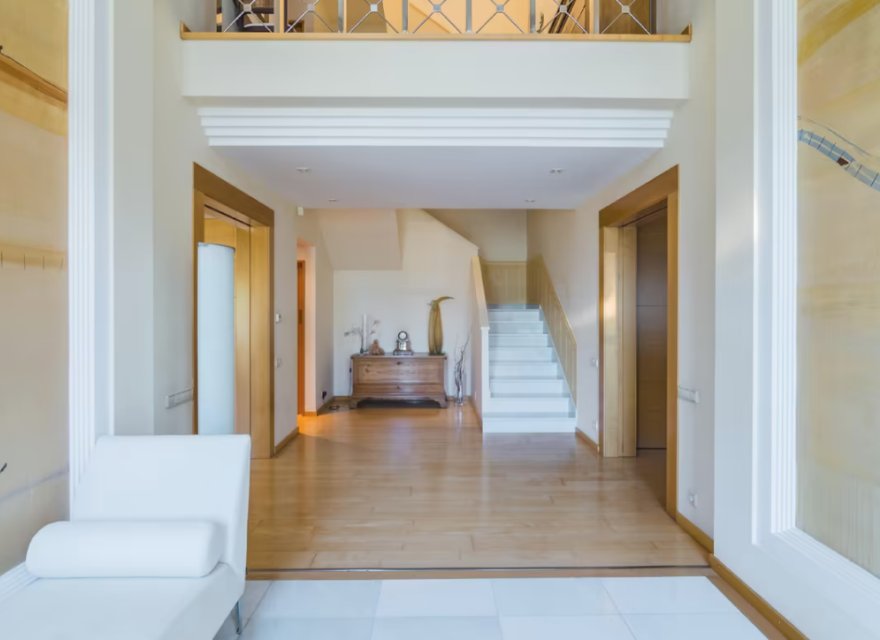 Resale - Villa - Zona Alta