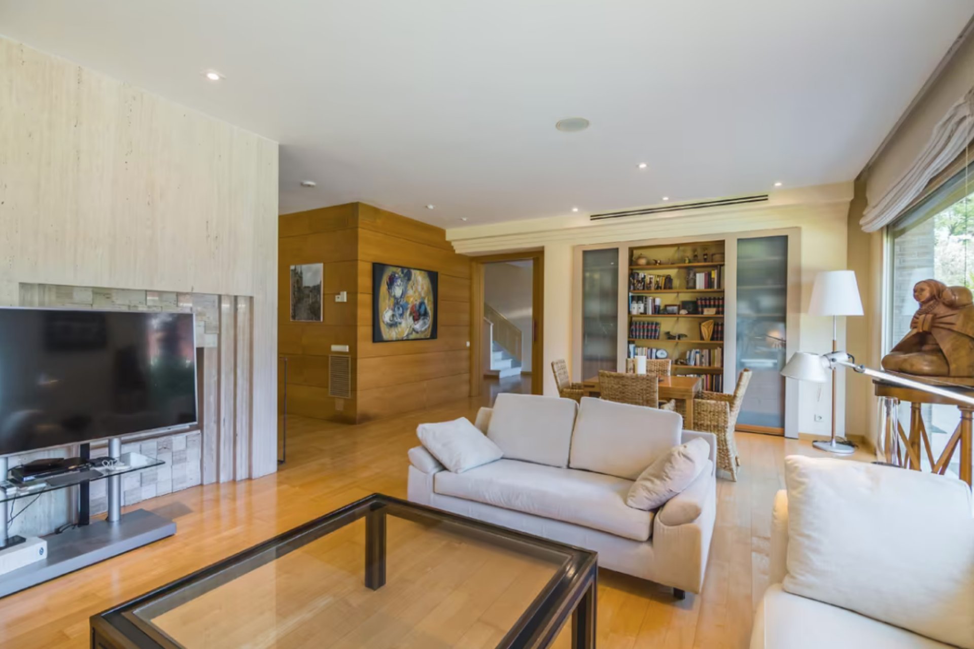 Resale - Villa - Zona Alta