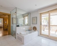 Resale - Villa - Zona Alta