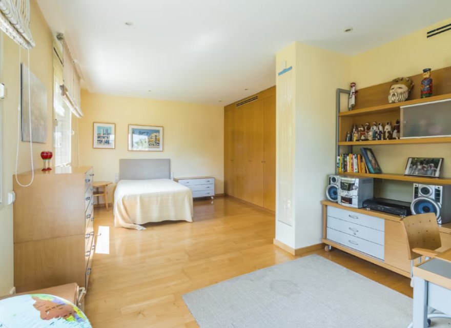 Resale - Villa - Zona Alta