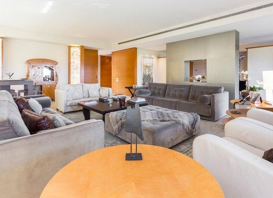 Resale - Villa - Zona Alta