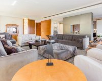 Resale - Villa - Zona Alta