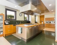 Resale - Villa - Zona Alta