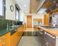 Resale - Villa - Zona Alta