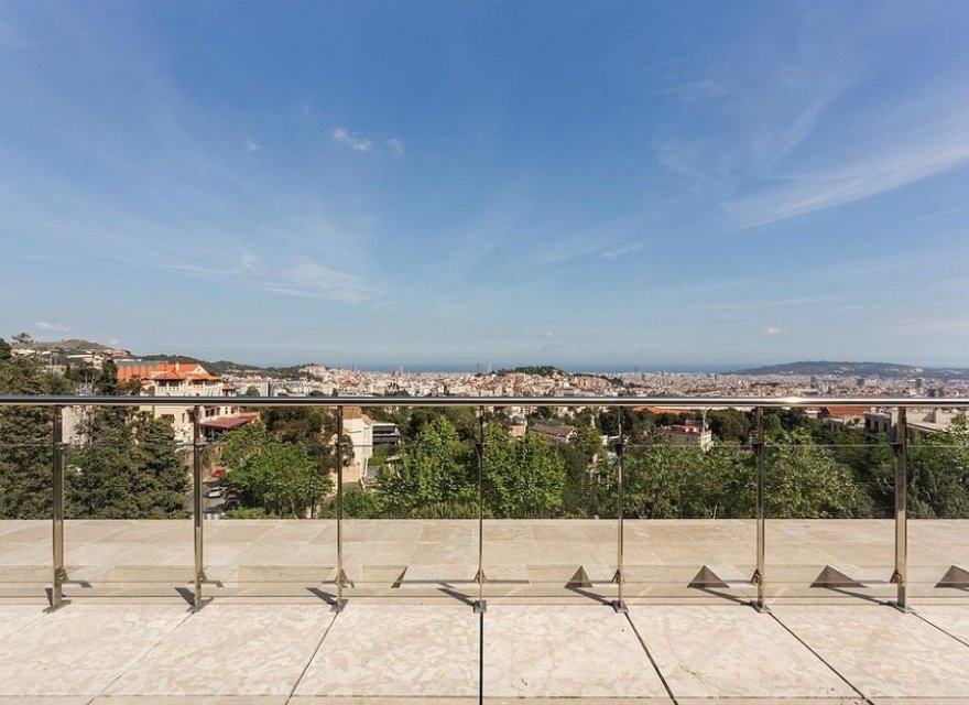 Resale - Villa - Zona Alta