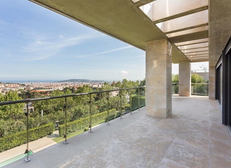 Resale - Villa - Zona Alta