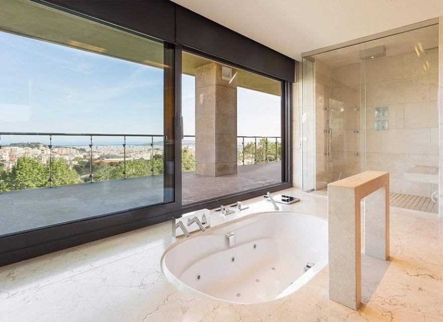 Resale - Villa - Zona Alta