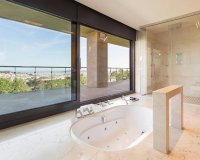 Resale - Villa - Zona Alta