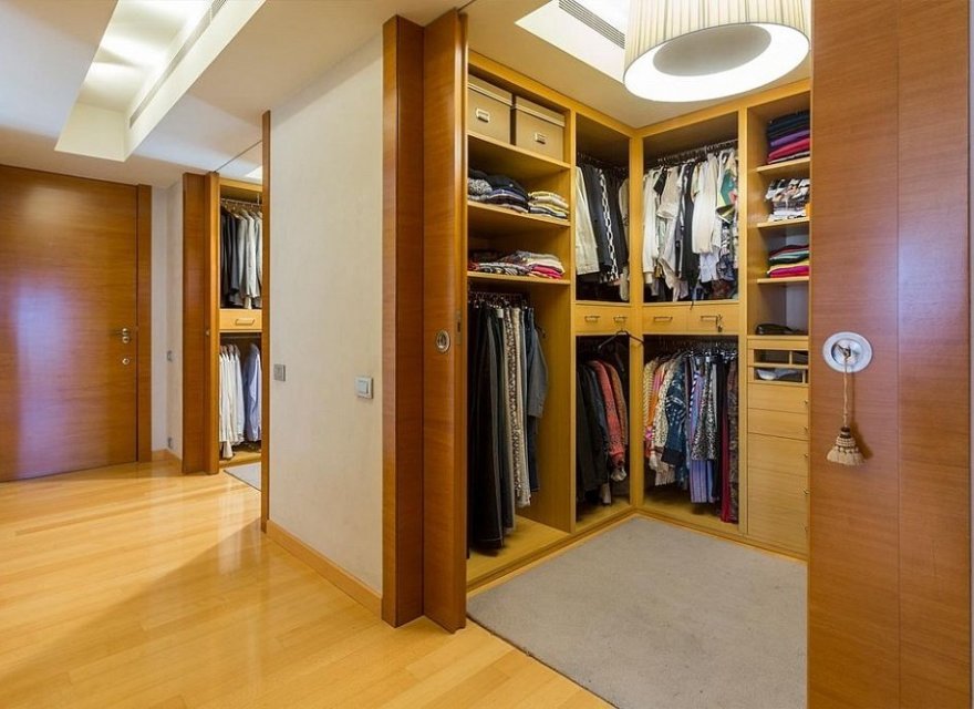 Resale - Villa - Zona Alta