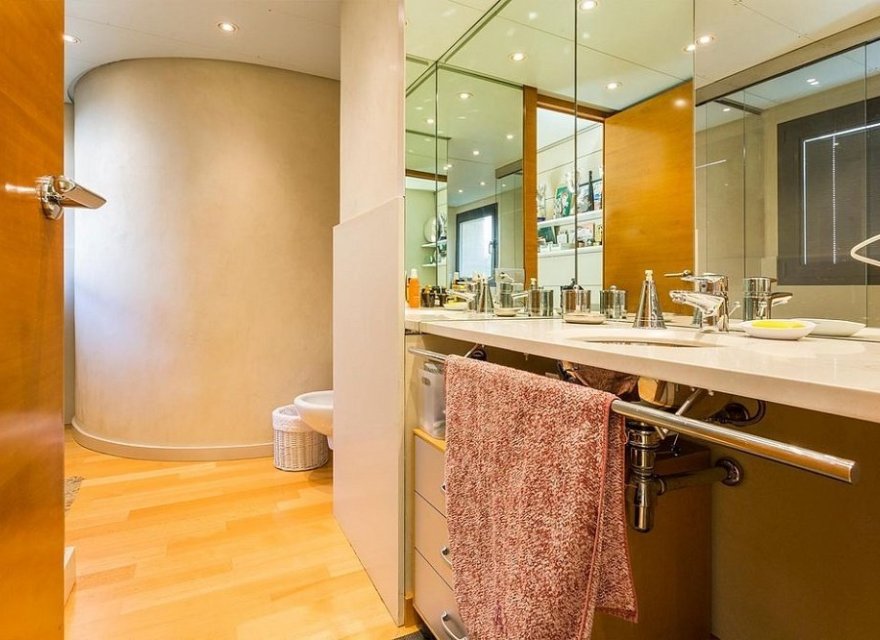 Resale - Villa - Zona Alta