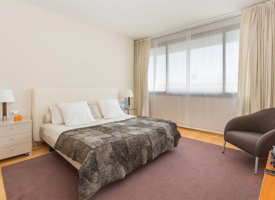 Resale - Villa - Zona Alta