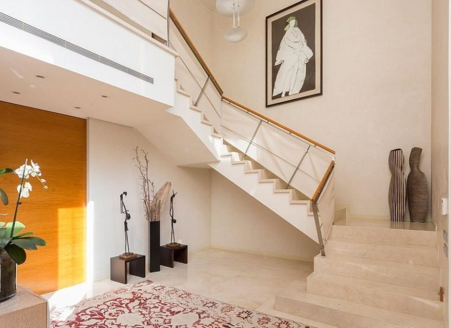 Resale - Villa - Zona Alta