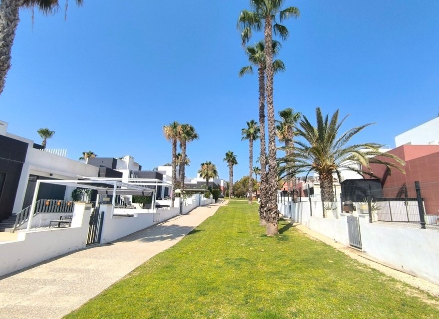 Reventa - Apartamento - Algorfa - Castillo De Montemar