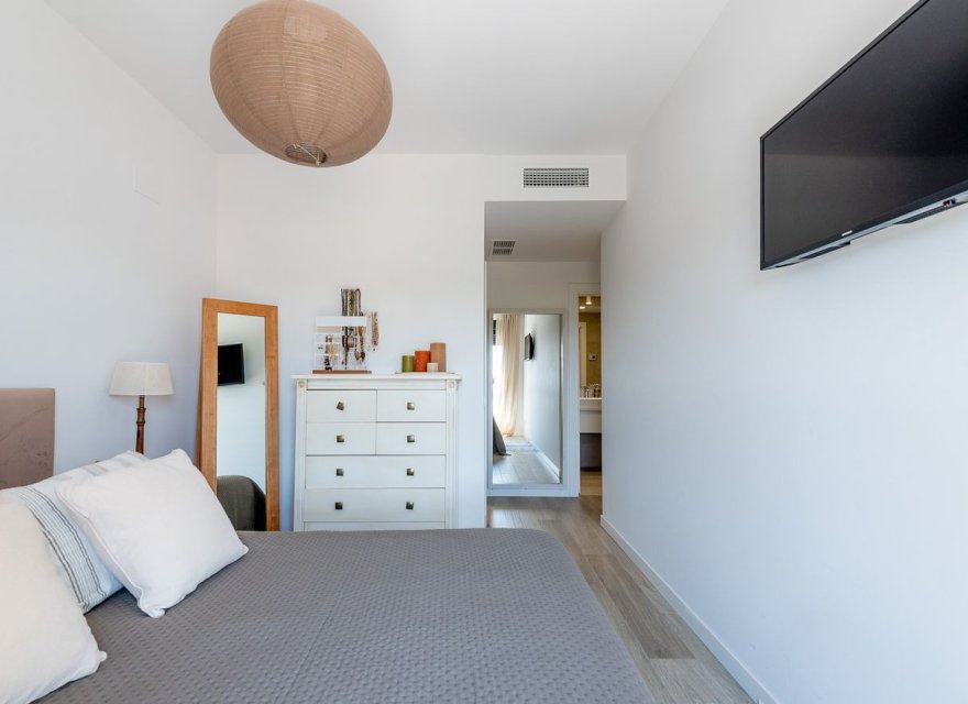 Reventa - Apartamento - Alicante (San Juan) - Franc Espinós