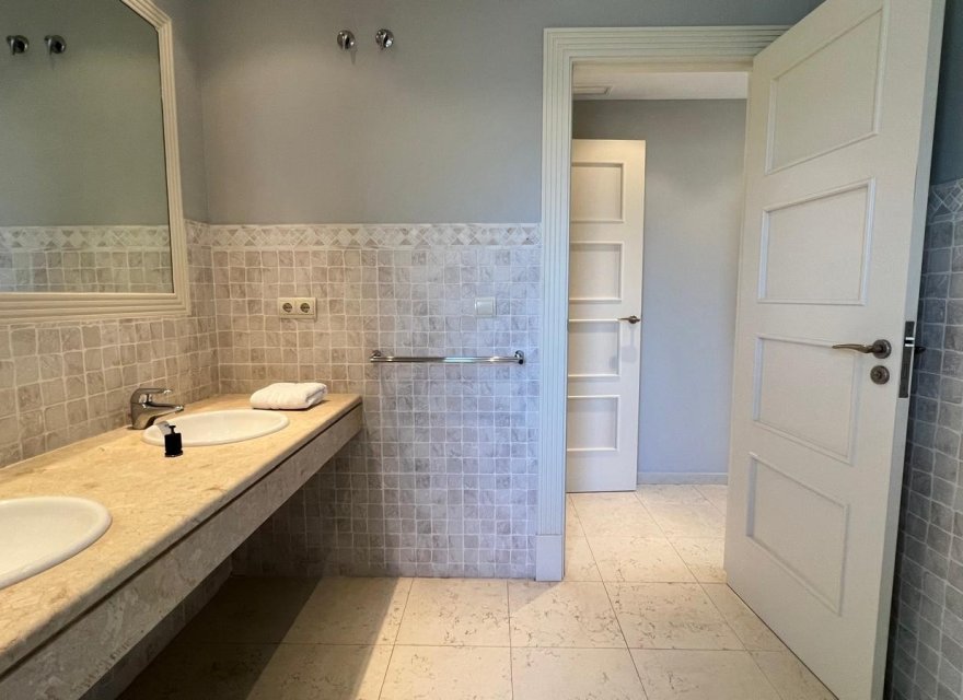 Reventa - Apartamento - Altea