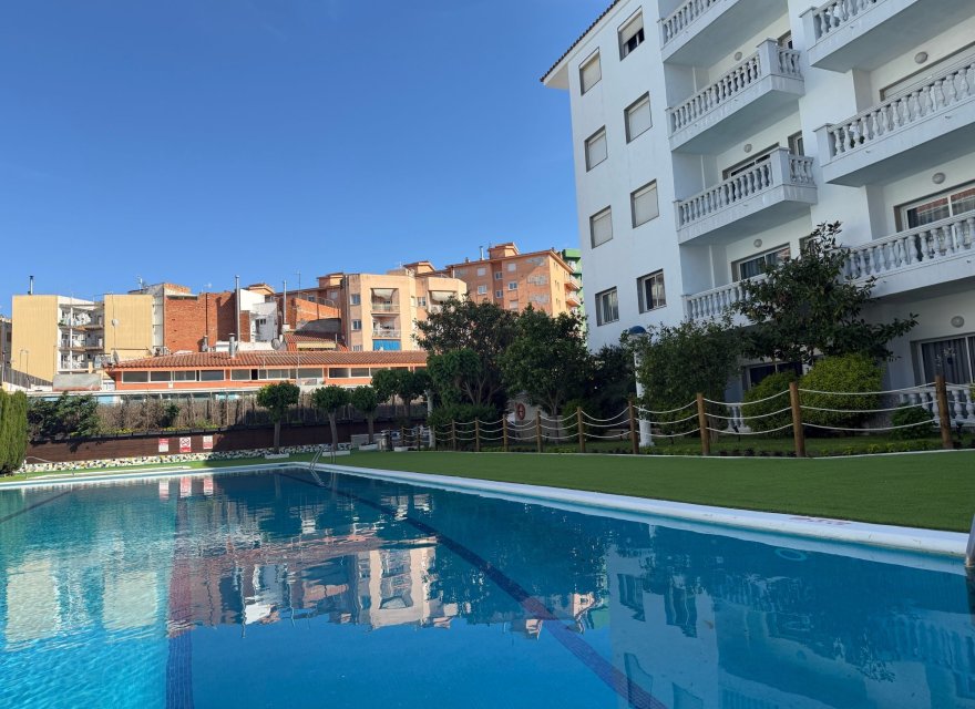 Reventa - Apartamento - Blanes