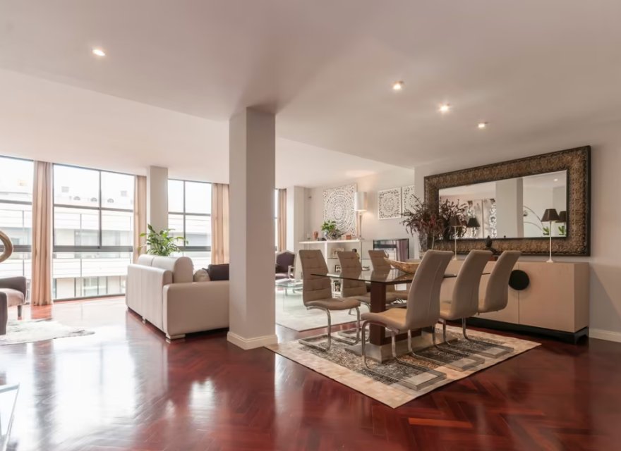 Reventa - Apartamento - Eixample