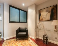 Reventa - Apartamento - Eixample