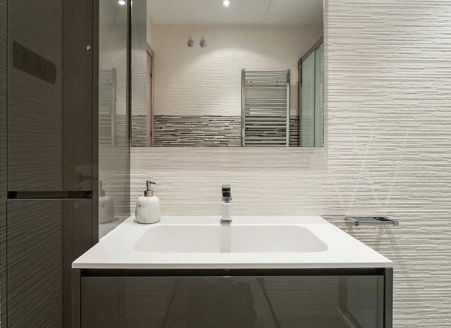 Reventa - Apartamento - Eixample