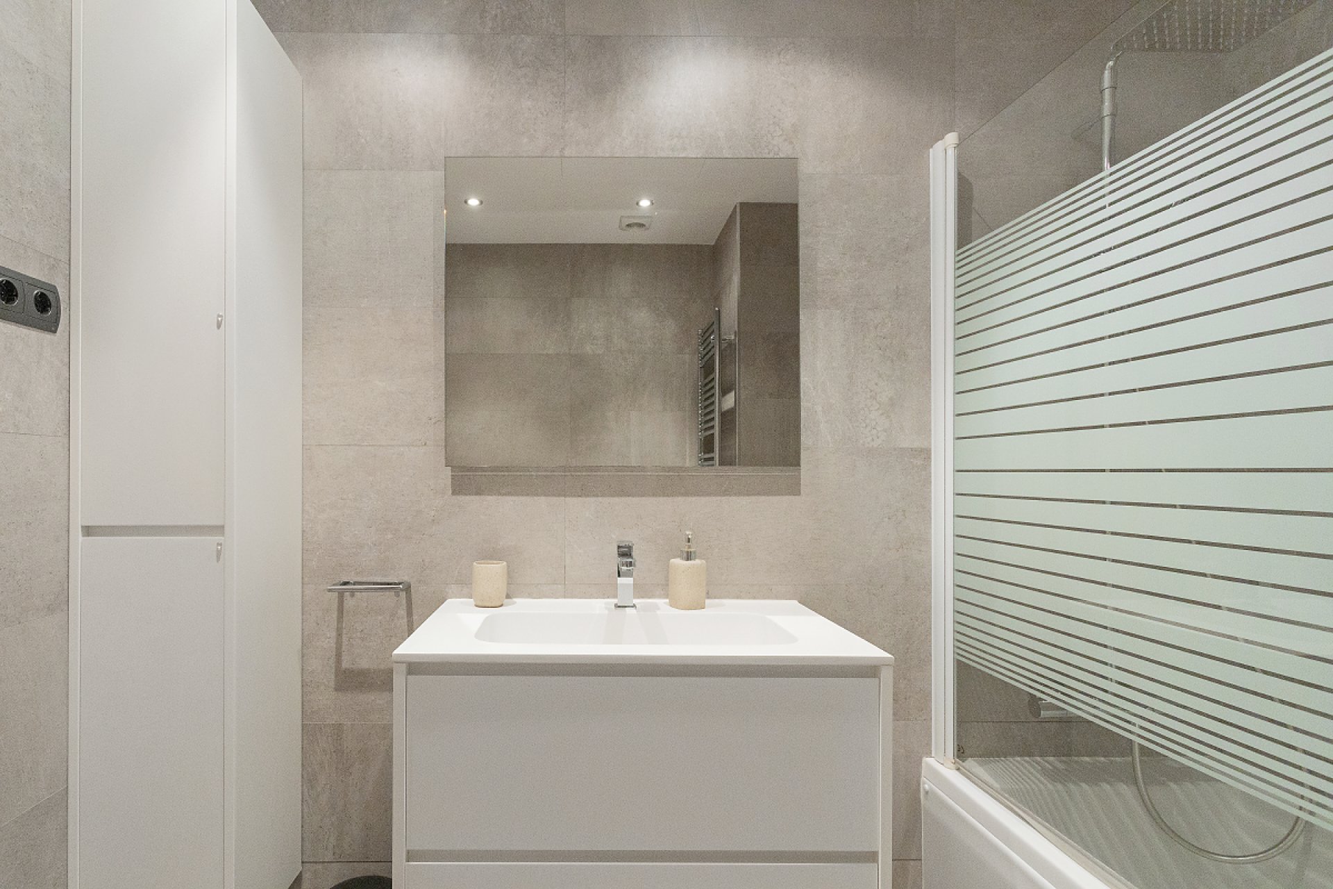 Reventa - Apartamento - Eixample