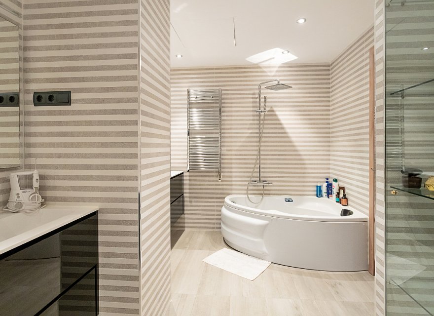 Reventa - Apartamento - Eixample