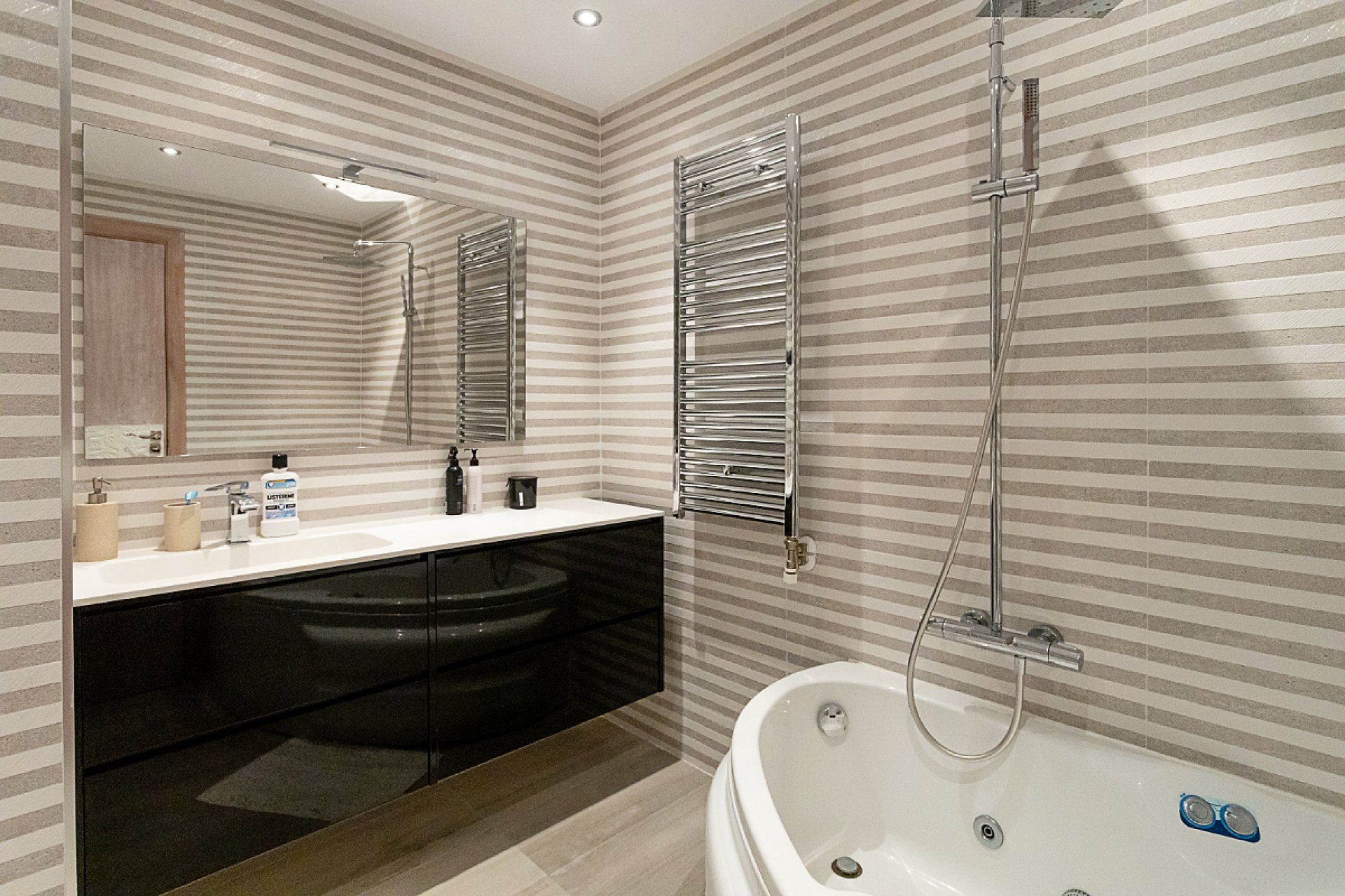 Reventa - Apartamento - Eixample