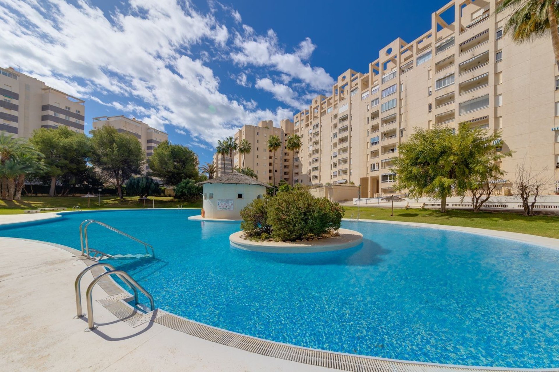 Reventa - Apartamento - El Campello - Playa Muchavista