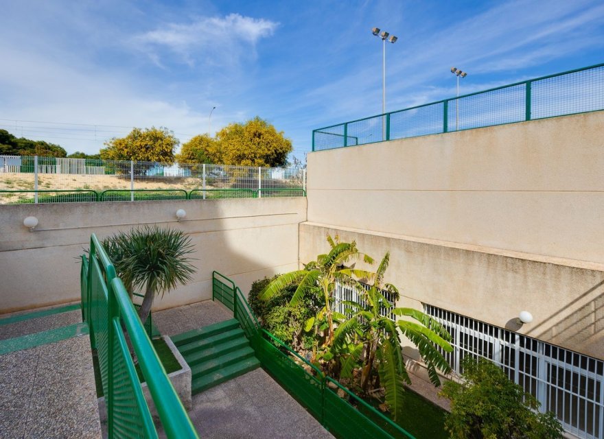 Reventa - Apartamento - El Campello - Playa Muchavista