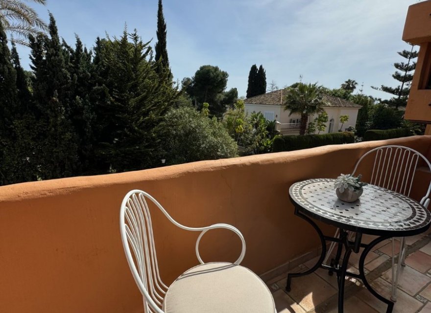 Reventa - Apartamento - El Paraiso - Costa del Sol