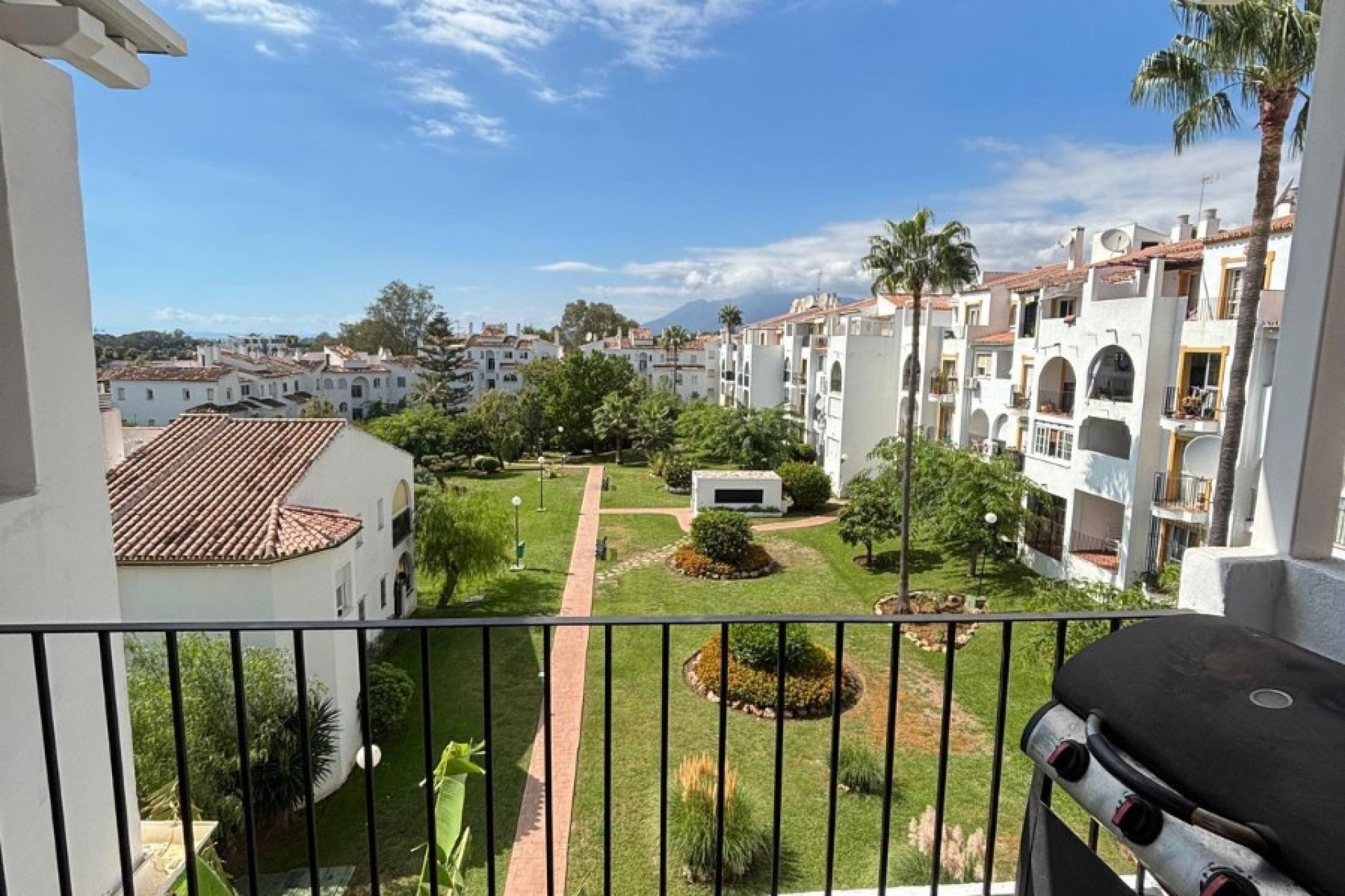 Reventa - Apartamento - Еstepona - Costa del Sol
