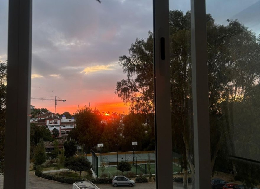 Reventa - Apartamento - Еstepona - Costa del Sol