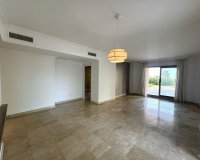Reventa - Apartamento - Еstepona - Costa del Sol