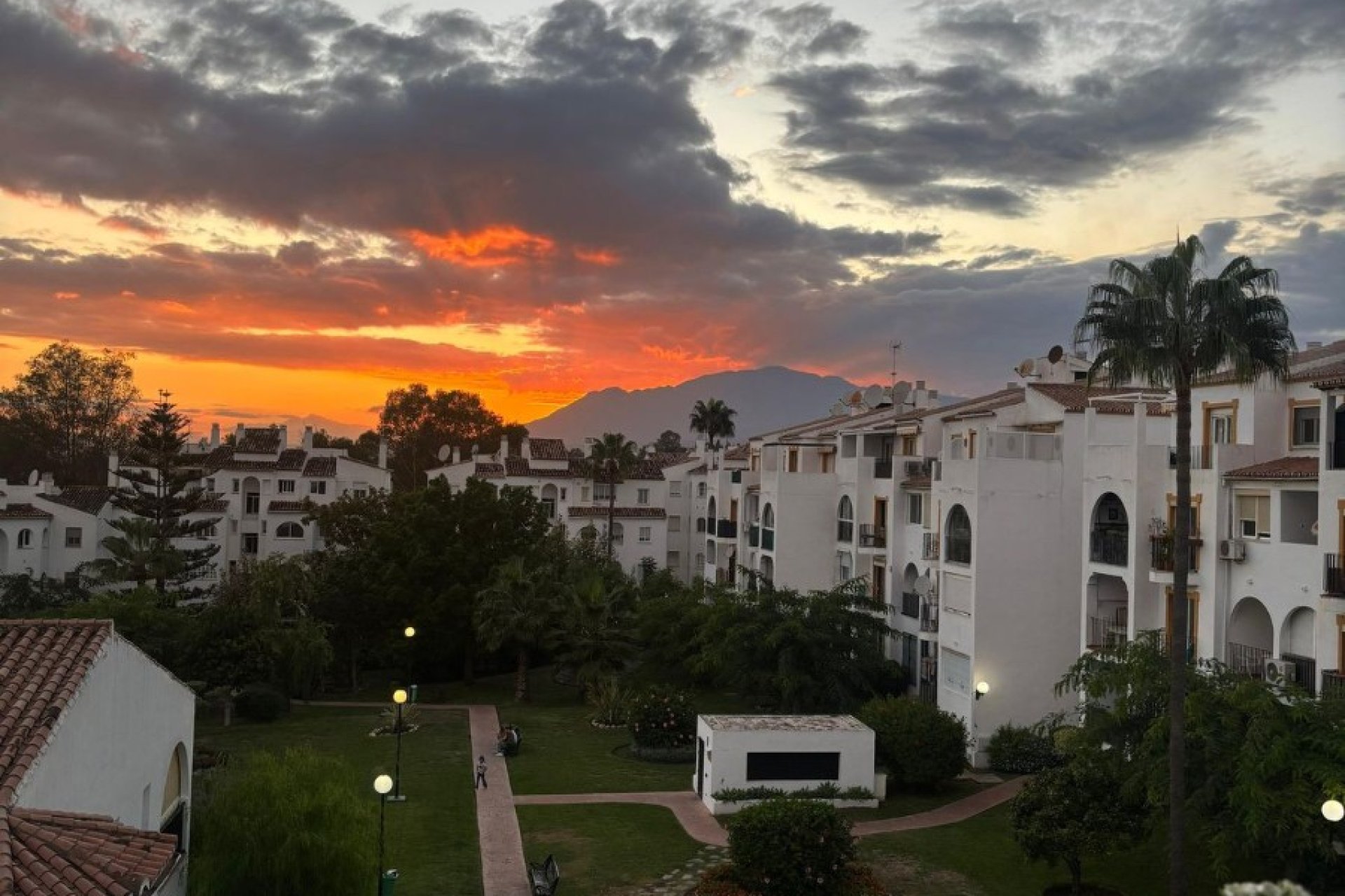 Reventa - Apartamento - Еstepona - Costa del Sol