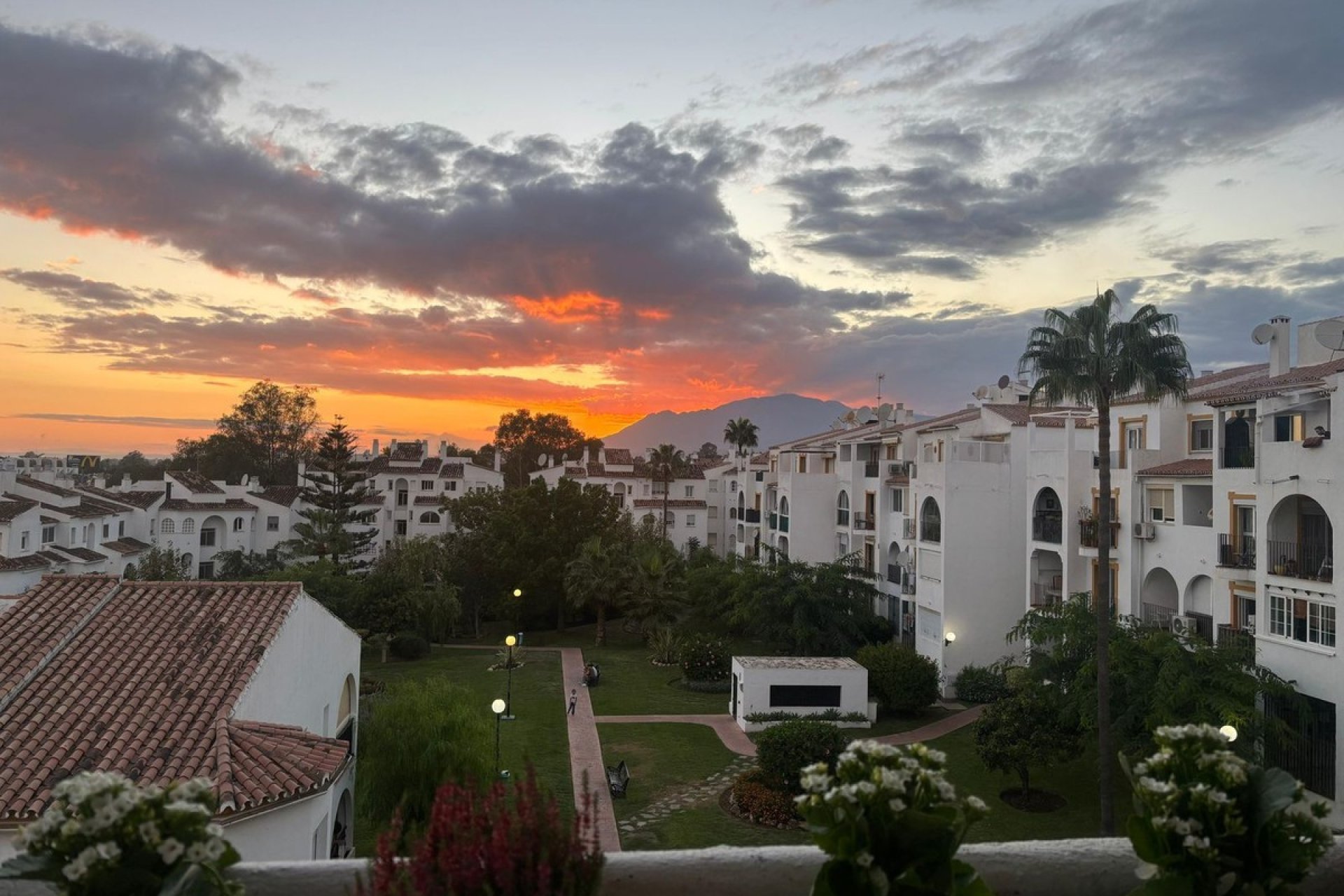 Reventa - Apartamento - Еstepona - Costa del Sol