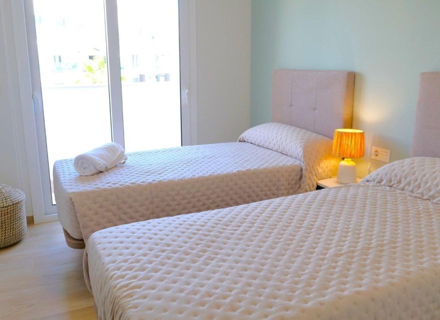 Reventa - Apartamento - Guardamar del Segura - Puerto