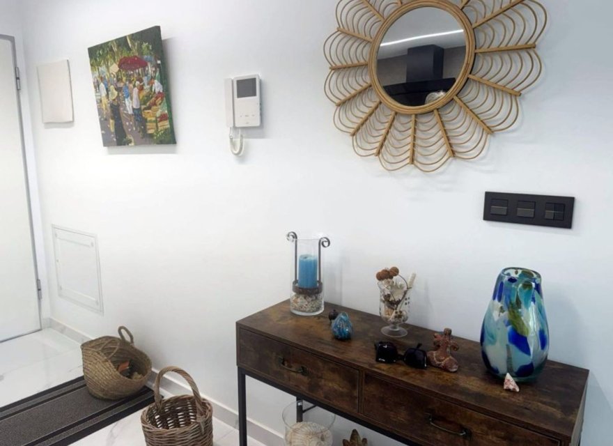 Reventa - Apartamento - Guardamar del Segura - Urbanizaciones