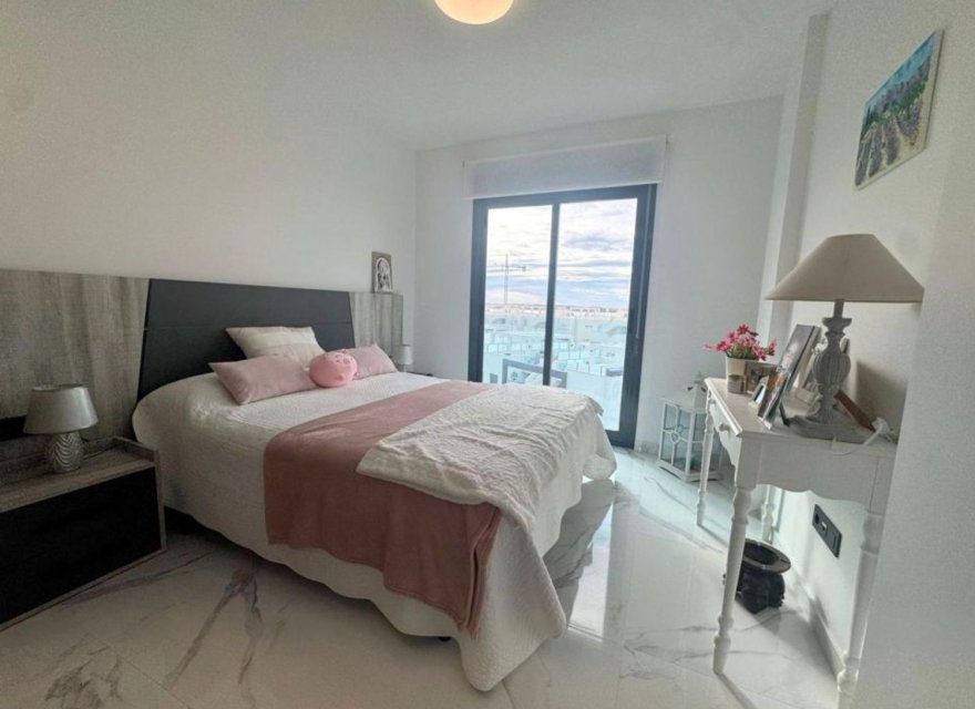 Reventa - Apartamento - Guardamar del Segura - Urbanizaciones