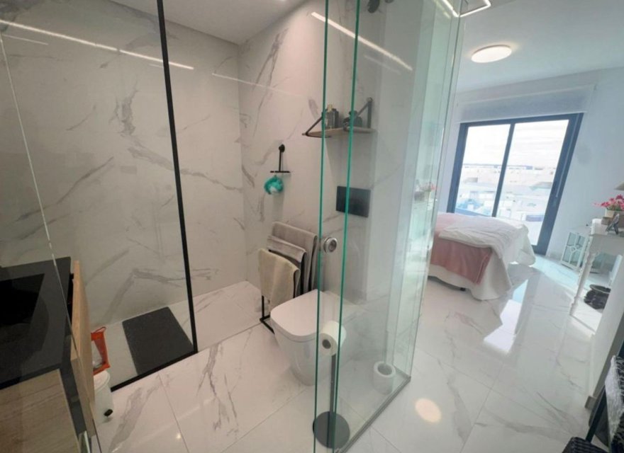 Reventa - Apartamento - Guardamar del Segura - Urbanizaciones